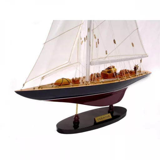 Model statku Endeavour L60